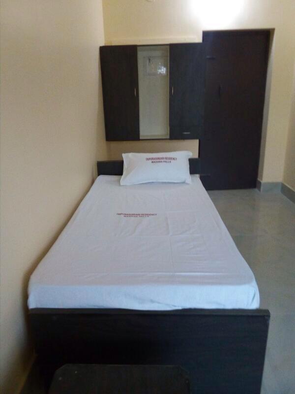 Tripura Sundari Residency Hotel Madanapalle Luaran gambar