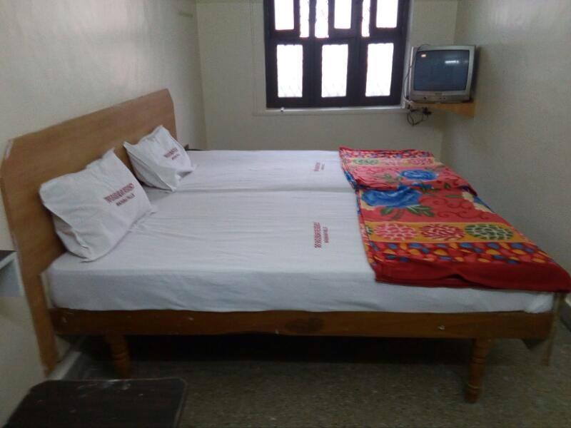 Tripura Sundari Residency Hotel Madanapalle Luaran gambar