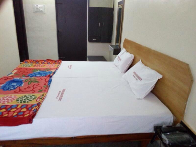 Tripura Sundari Residency Hotel Madanapalle Luaran gambar